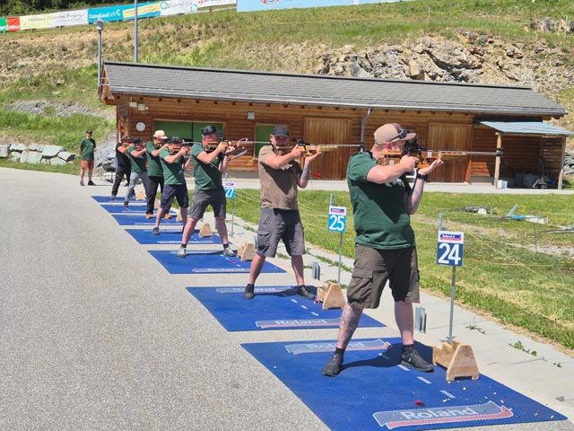 Die Schützen beim Biathlon. Foto: zVg