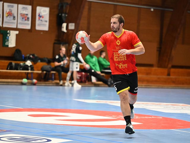Neuzugang Nerdin Vunic beim Einlaufen in Badens Aue, übernahm viel Verantwortung und notierte die meisten Tore. Foto: Christine Steck, Kommunikation Sport TV Möhlin