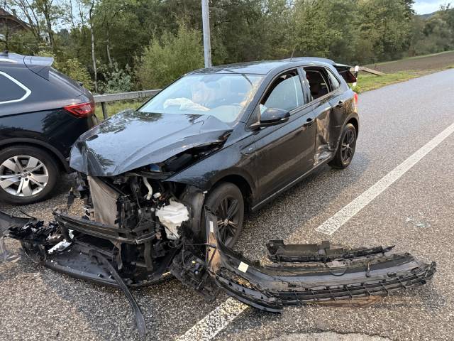 Eine Person wurde bei dem Unfall in Oftringen leicht verletzt.